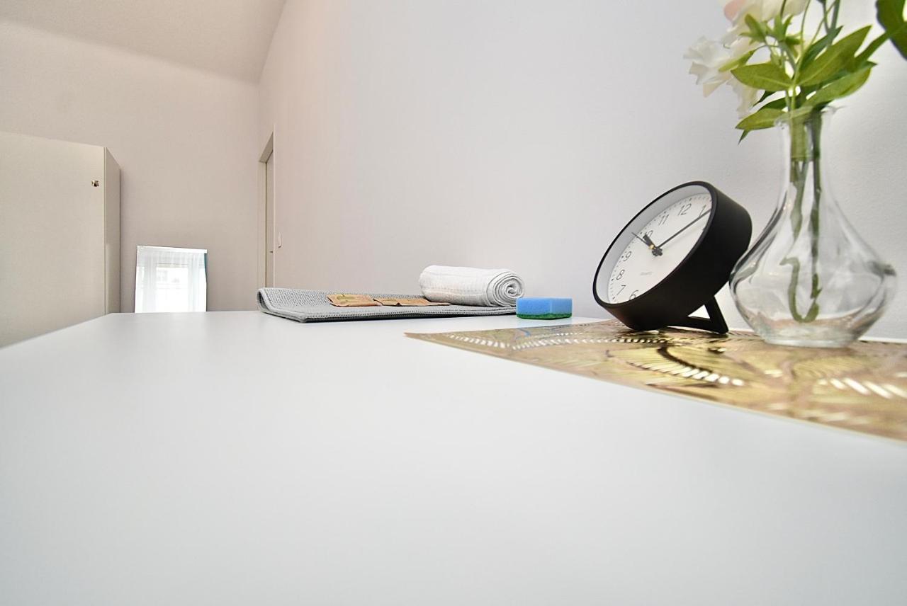 Rental Apartments Aleja Niepodleglosci Varşova Dış mekan fotoğraf