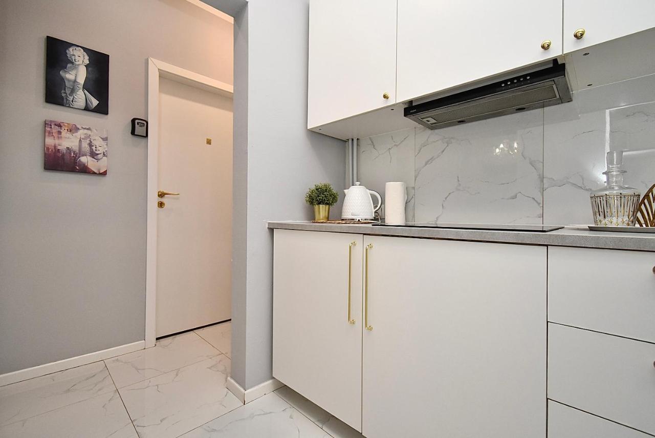 Rental Apartments Aleja Niepodleglosci Varşova Dış mekan fotoğraf